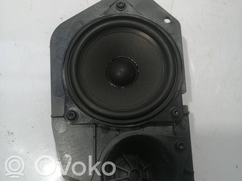 BMW 5 E60 E61 Altavoz de la puerta delantera 