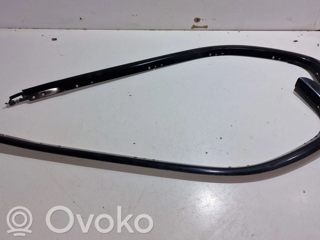 BMW 3 E90 E91 Katon muotolistan suoja 