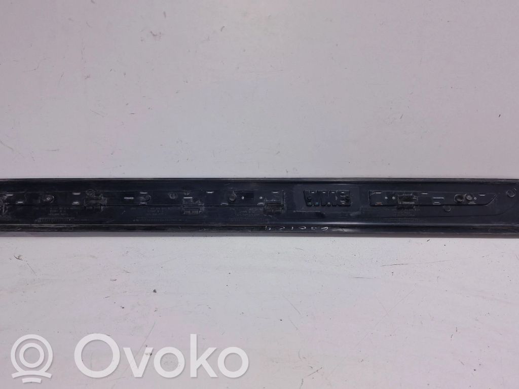 BMW 6 E63 E64 Side skirt front trim 
