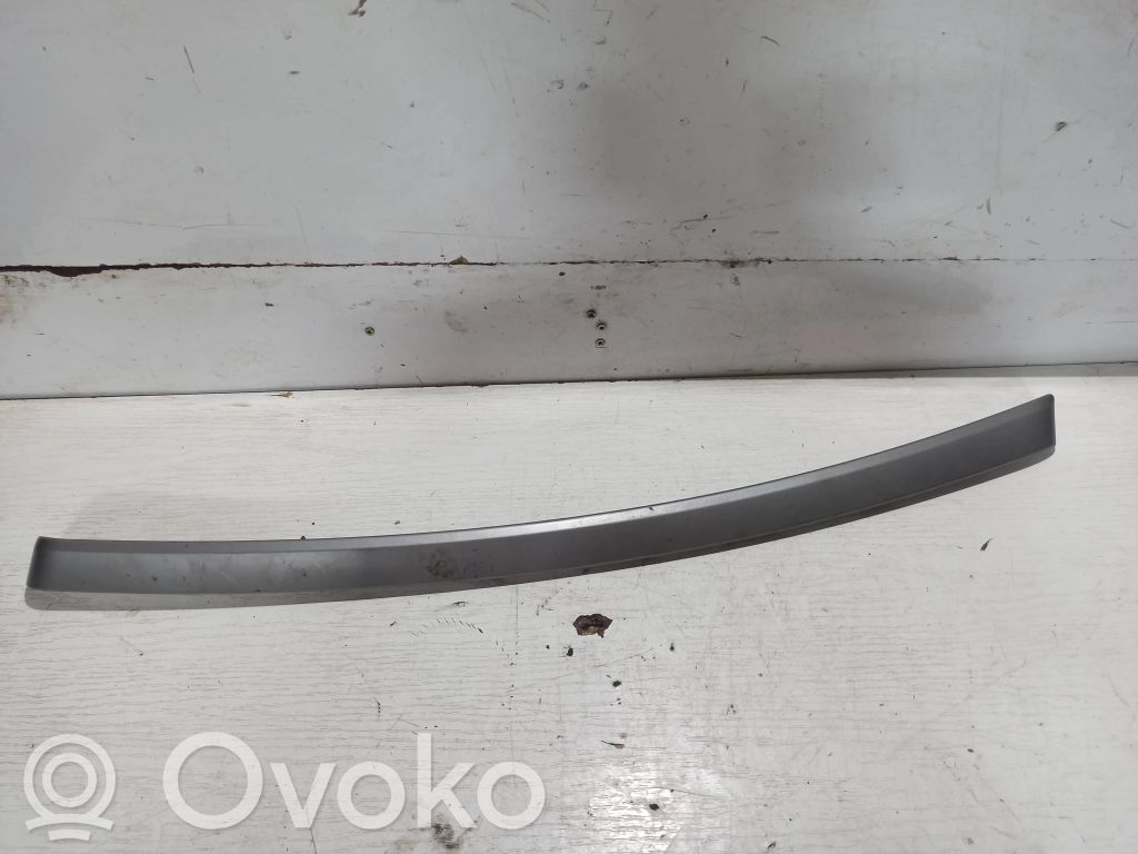 BMW 3 E90 E91 Dashboard glove box trim 