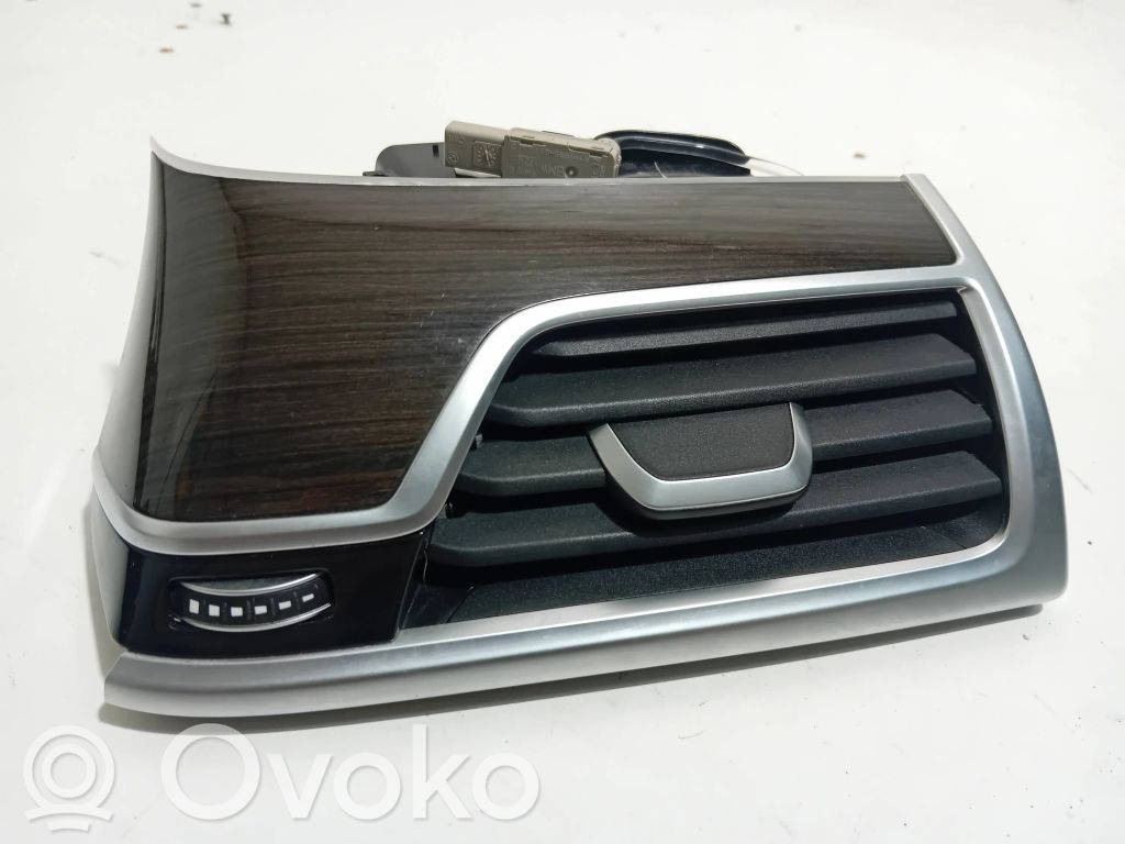 BMW 7 G11 G12 Copertura griglia di ventilazione laterale cruscotto 
