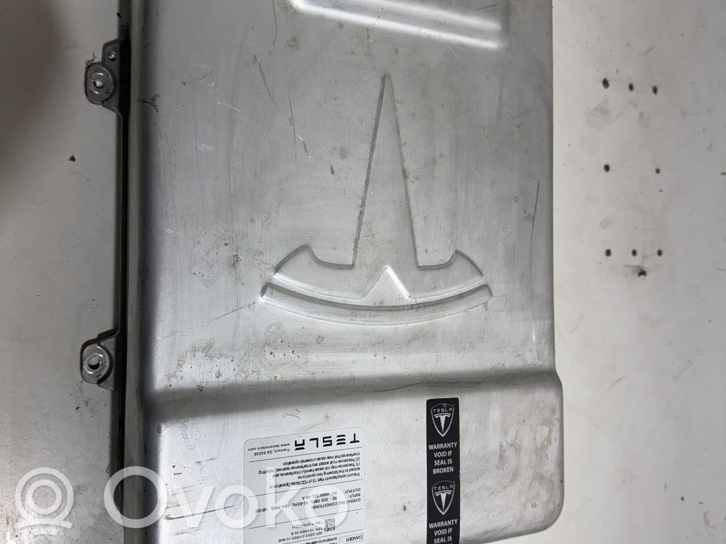 Tesla Model S Convertitore di tensione inverter 