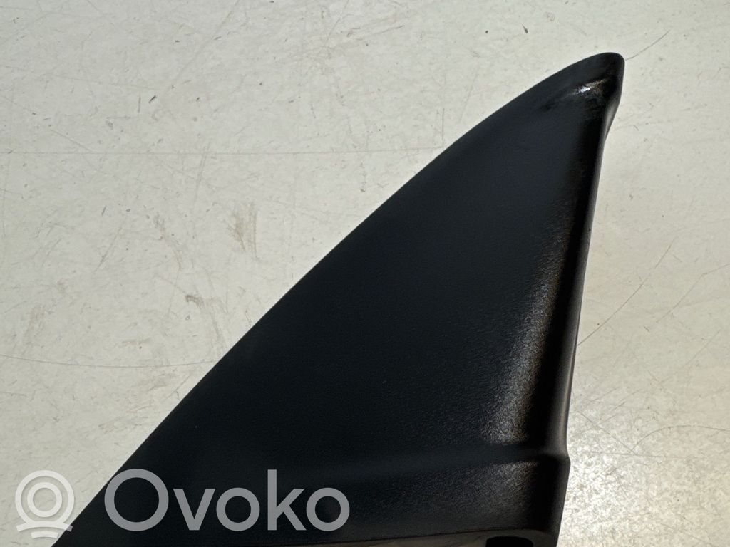 BMW 5 G30 G31 G38 Maskownica głośnika drzwi przednich 