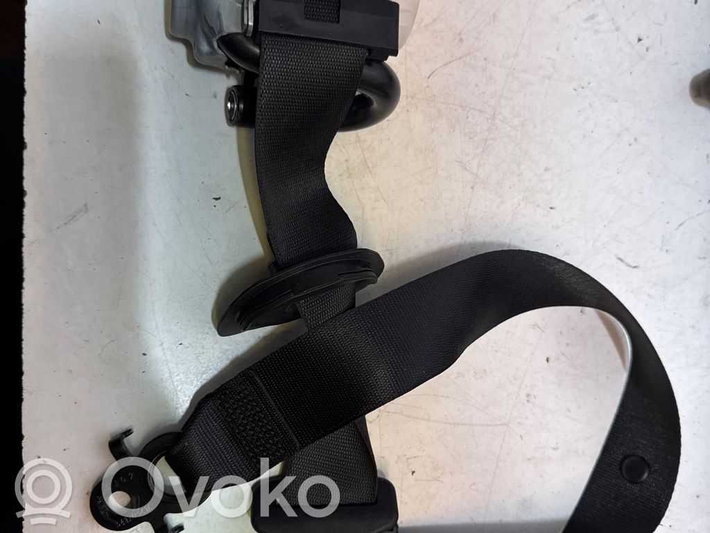 BMW 5 G30 G31 G38 Pas bezpieczeństwa fotela przedniego 