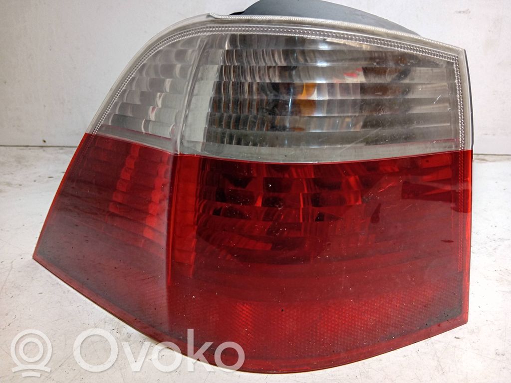 BMW 5 E60 E61 Galinis žibintas kėbule 