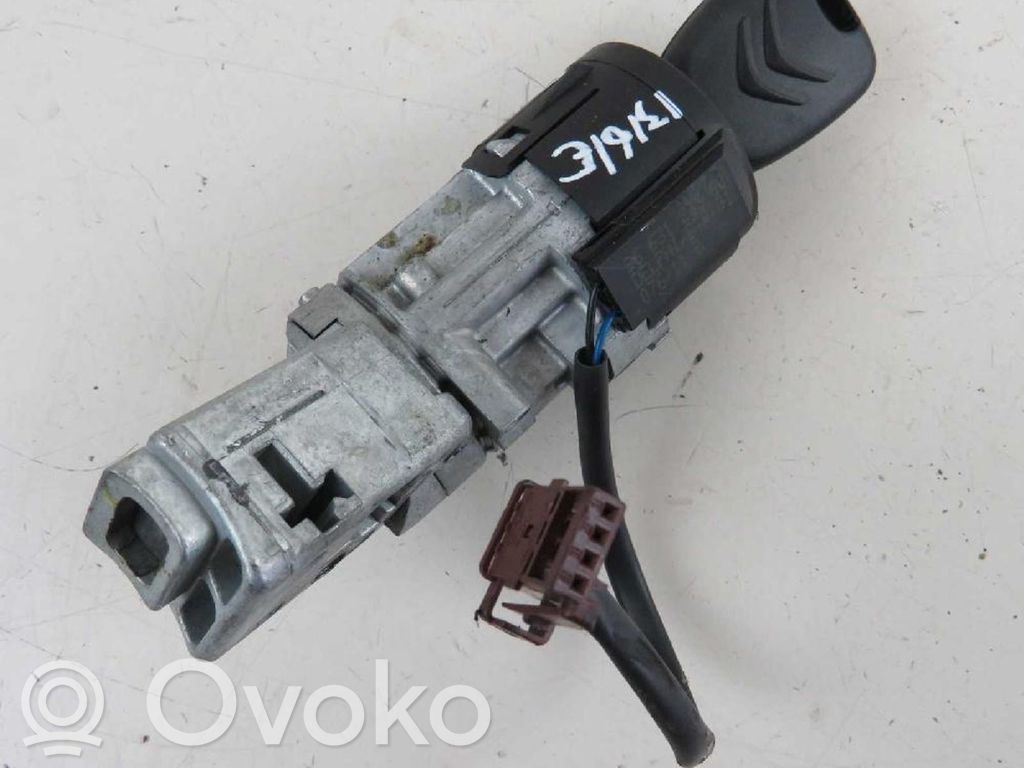 Citroen C3 Užvedimo spynelė 