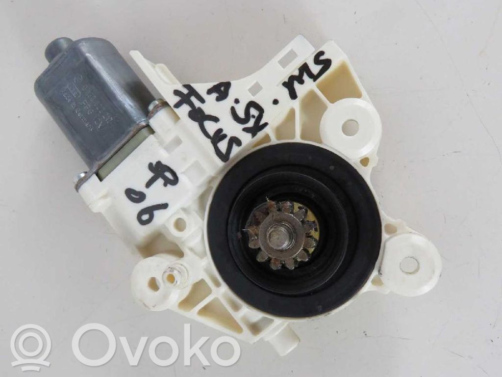 Ford Focus Silnik regulatora szyby drzwi przednich 