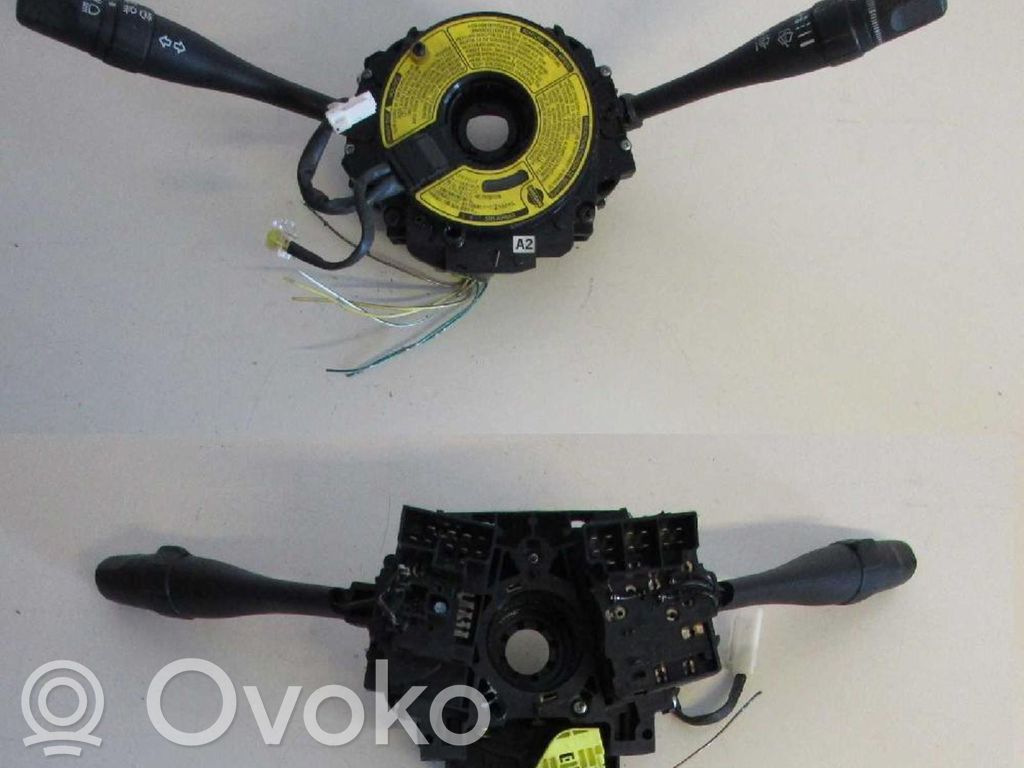 Nissan Almera N16 Interruptor de luz 