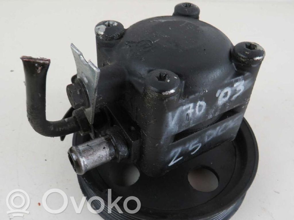 Volvo V70 Ohjaustehostimen pumppu 