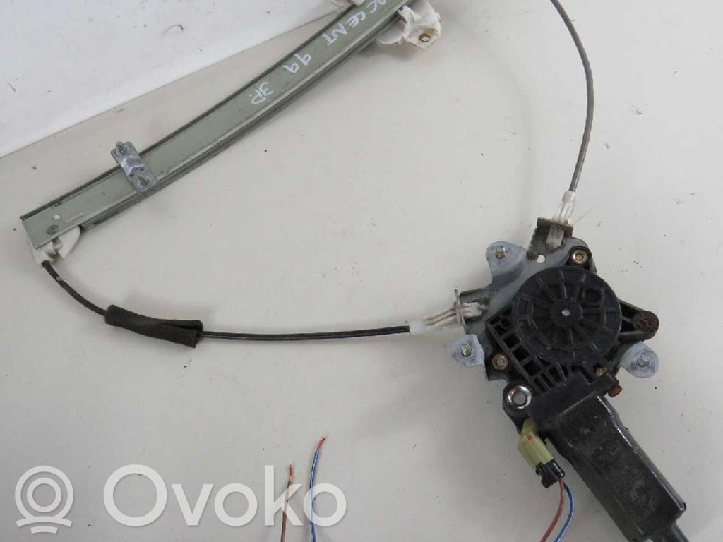 Hyundai Accent Podnośnik szyby drzwi z silniczkiem 