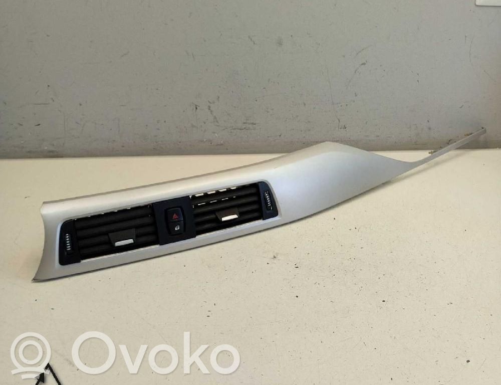 BMW 3 F30 F35 F31 Rejilla de ventilación central del panel 