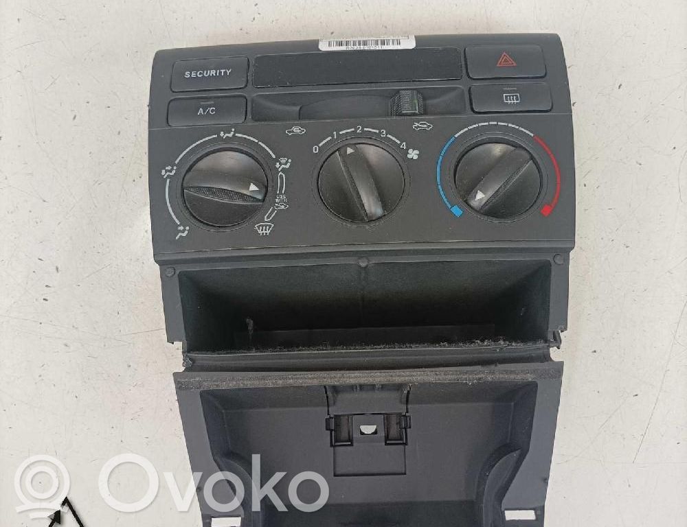 Toyota Corolla E120 E130 Climate control unit 