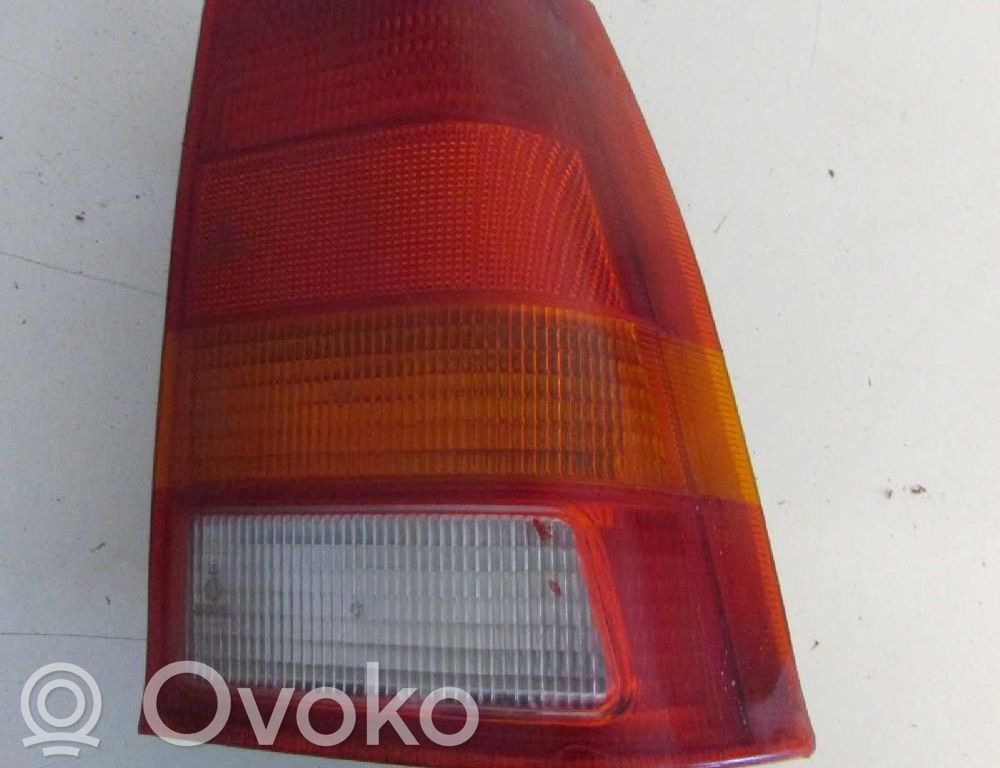 Rear/tail lights   17417