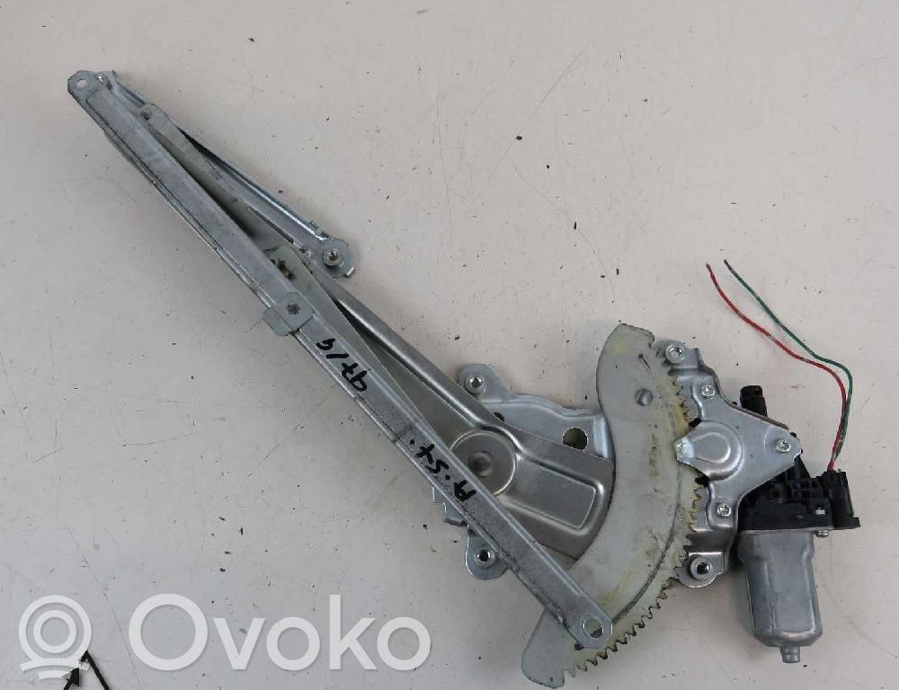 Suzuki Splash Elektryczny podnośnik szyby drzwi przednich 