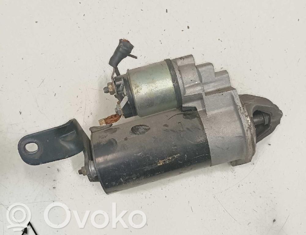 Opel Frontera A Rozrusznik 