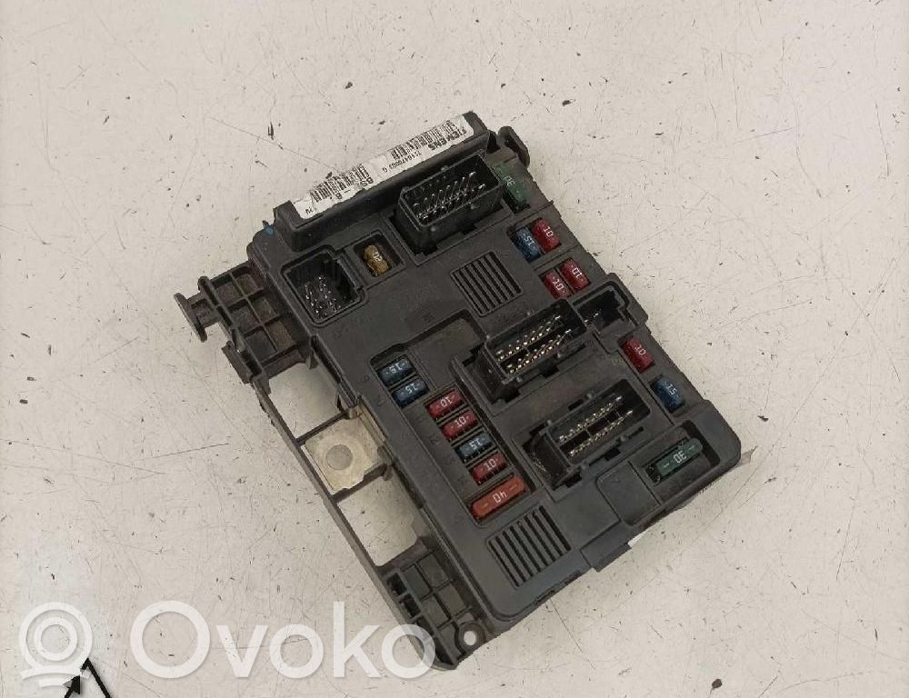 Citroen C3 Saugiklių dėžė (komplektas) 