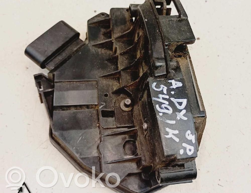 Ford Fiesta Priekšpusē slēdzene 