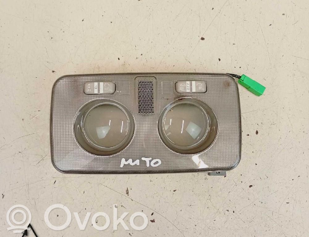 Alfa Romeo Mito Etuistuimen valo 