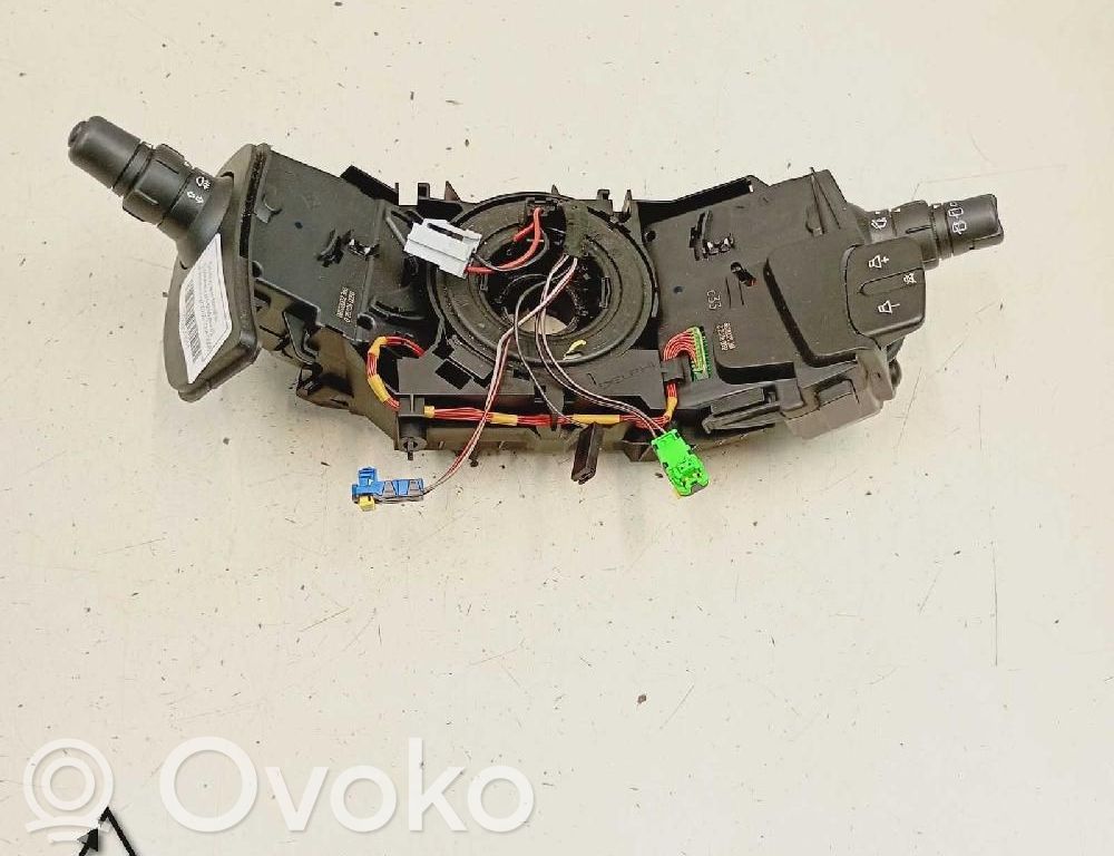 Light switch   8200245449