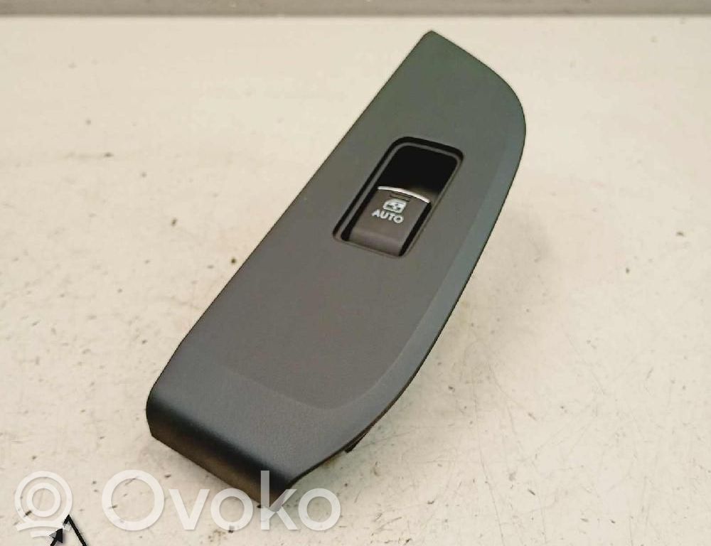 Subaru Outback (BS) Electric window control switch 