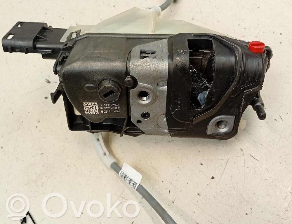 Opel Corsa F Zamek drzwi tylnych 