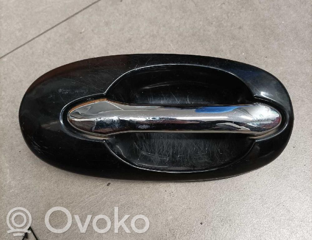 KIA Carnival Takaoven ulkokahva 
