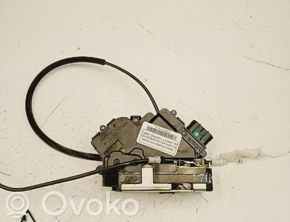 Smart ForTwo II Front door lock 