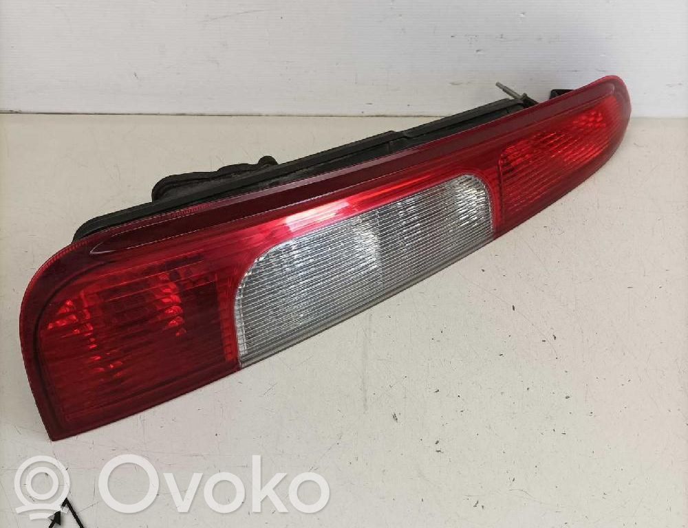 Ford C-MAX I Lampă spate în caroserie 