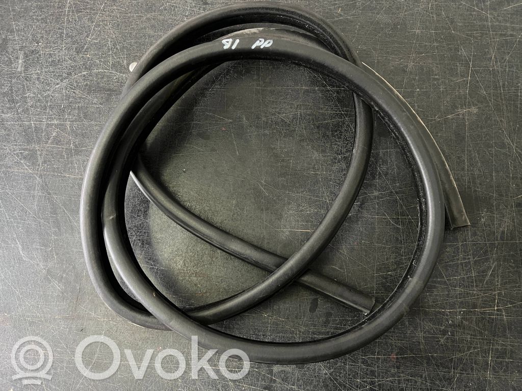Etuoven kumitiiviste   7247258