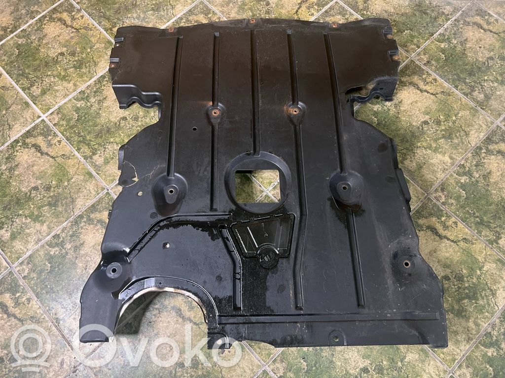 BMW 1 E81 E87 Engine splash shield/under tray 