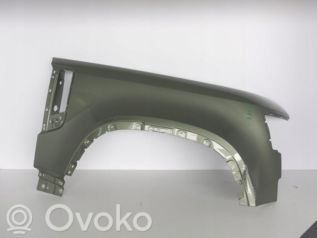 Land Rover Defender Sparnas 