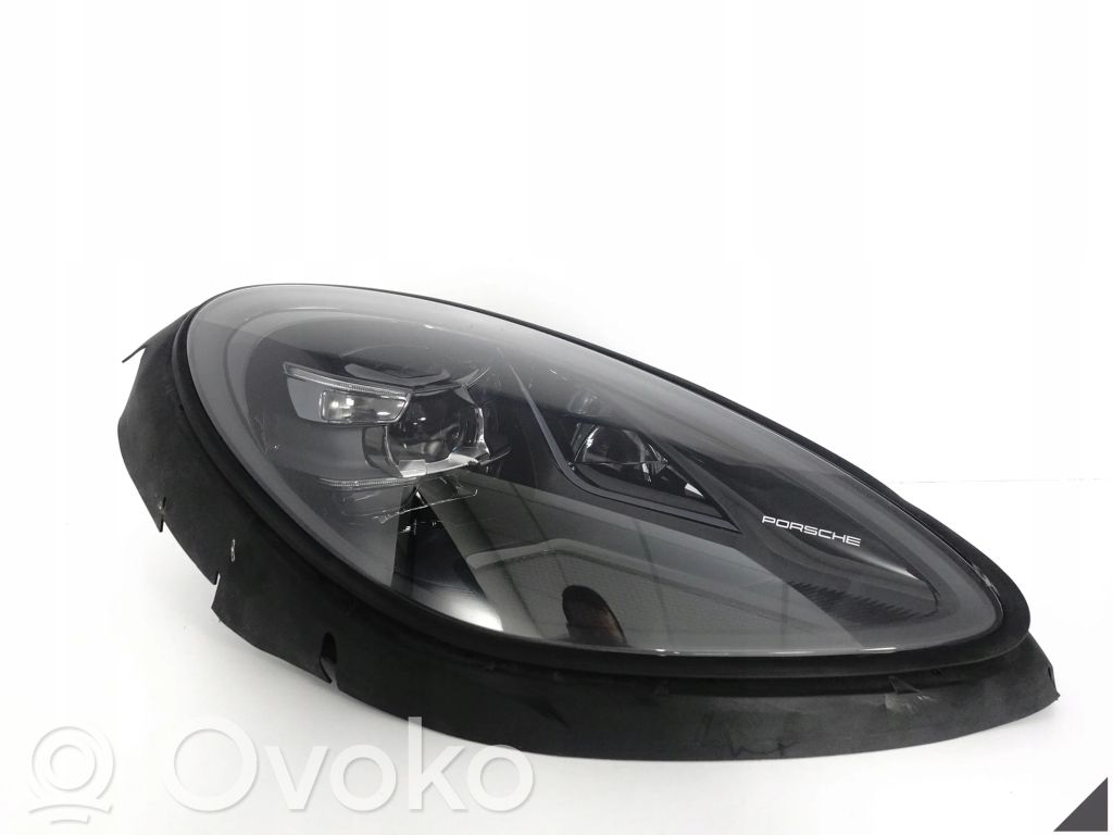 Headlight/headlamp   95B941010AS