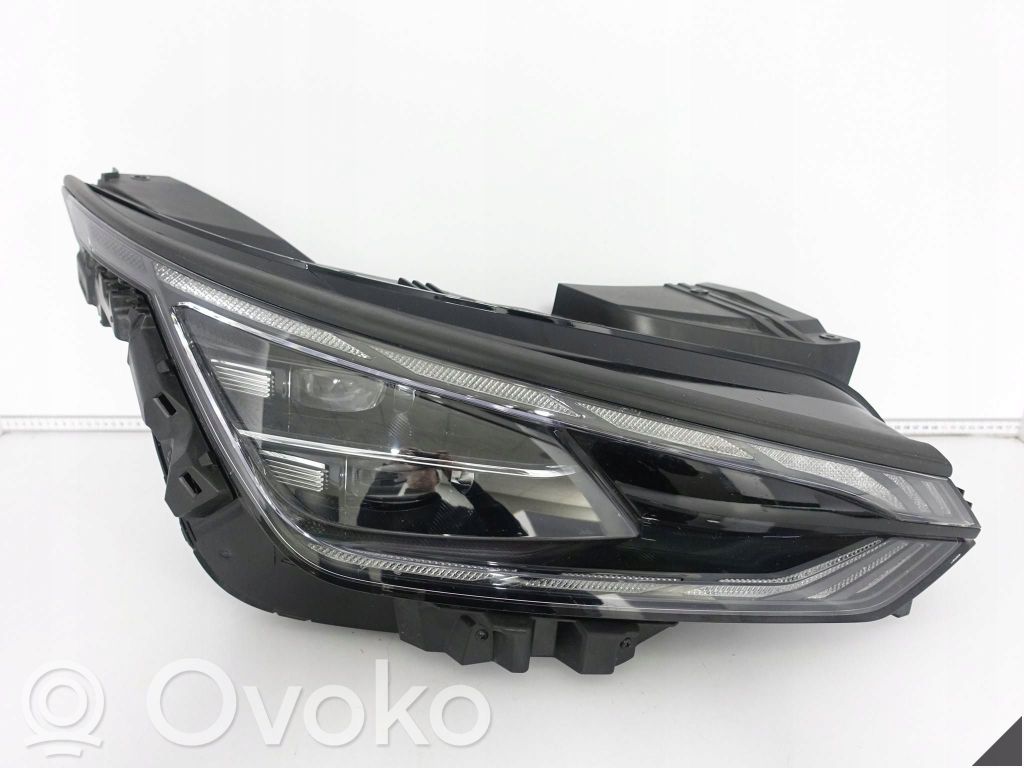 Headlight/headlamp   A5170128,A11R220112