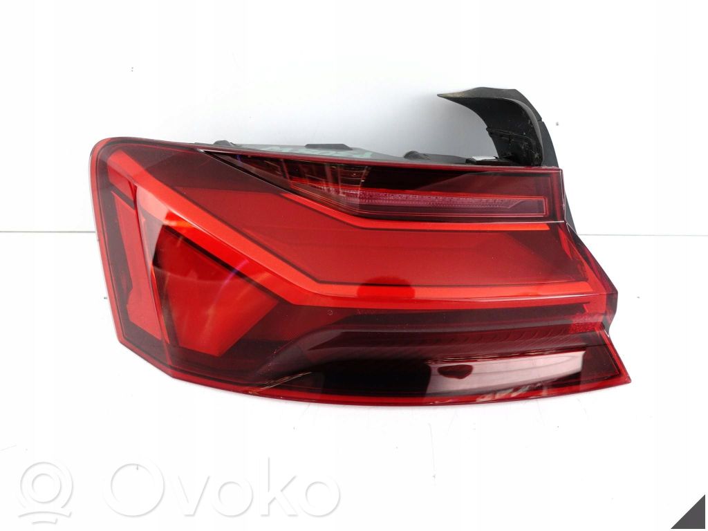 Rear/tail lights   8W6945091AA,8W8945253B
