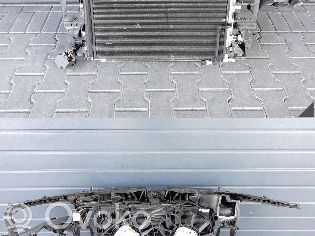 Audi A8 S8 D4 4H Elektrisks radiatoru ventilators 