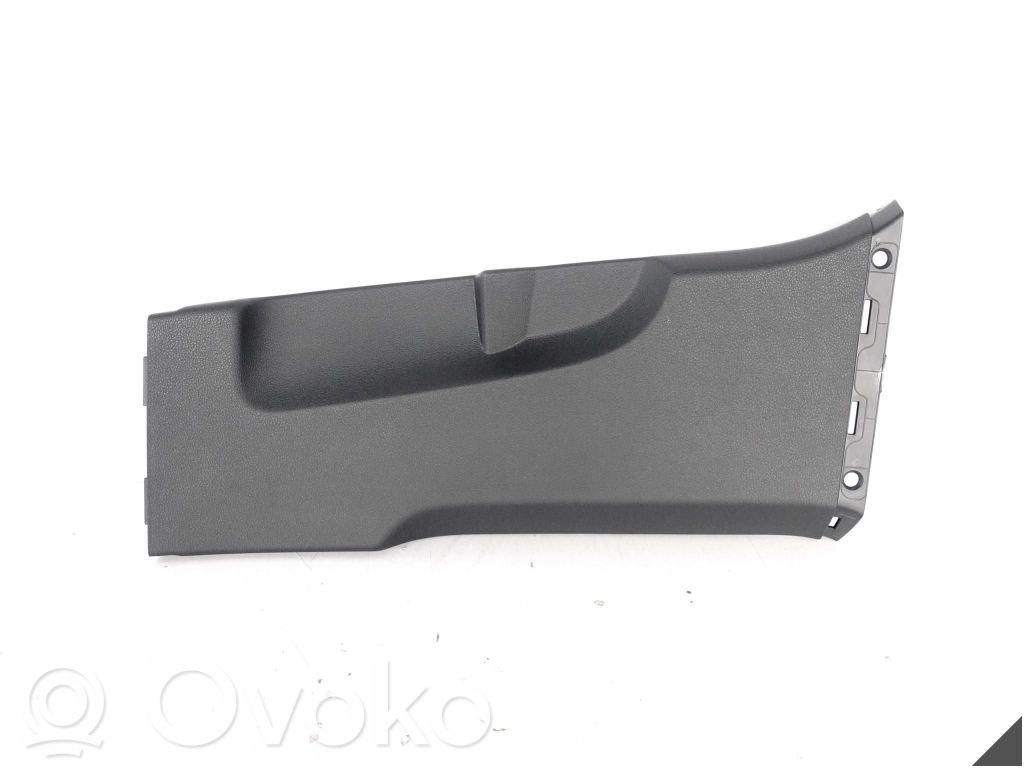 Audi Q3 F3 (B) pillar trim (bottom) 