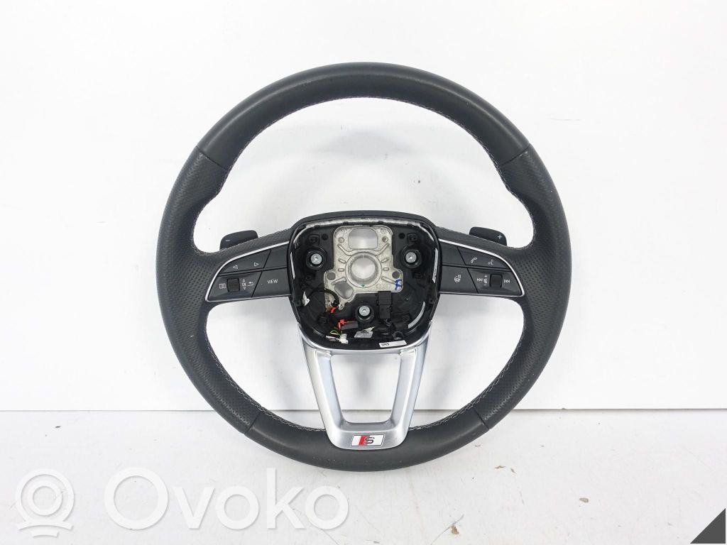 Audi A4 S4 B9 8W Kierownica 