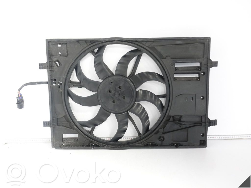 Volkswagen Caddy Ventilator electric răcire radiator 