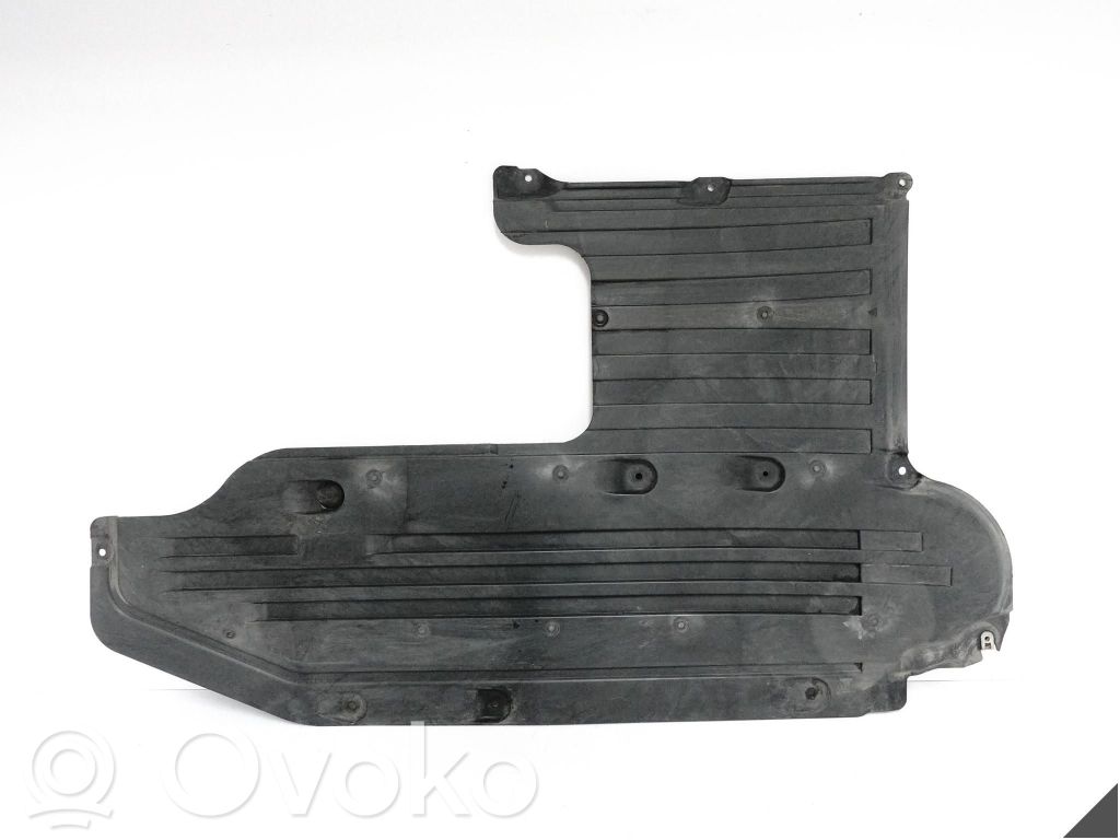 BMW 5 G30 G31 G38 Placa protectora del centro/medio 