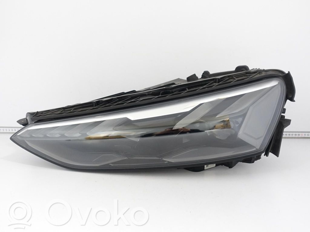 Audi E-tron GT Phare frontale 