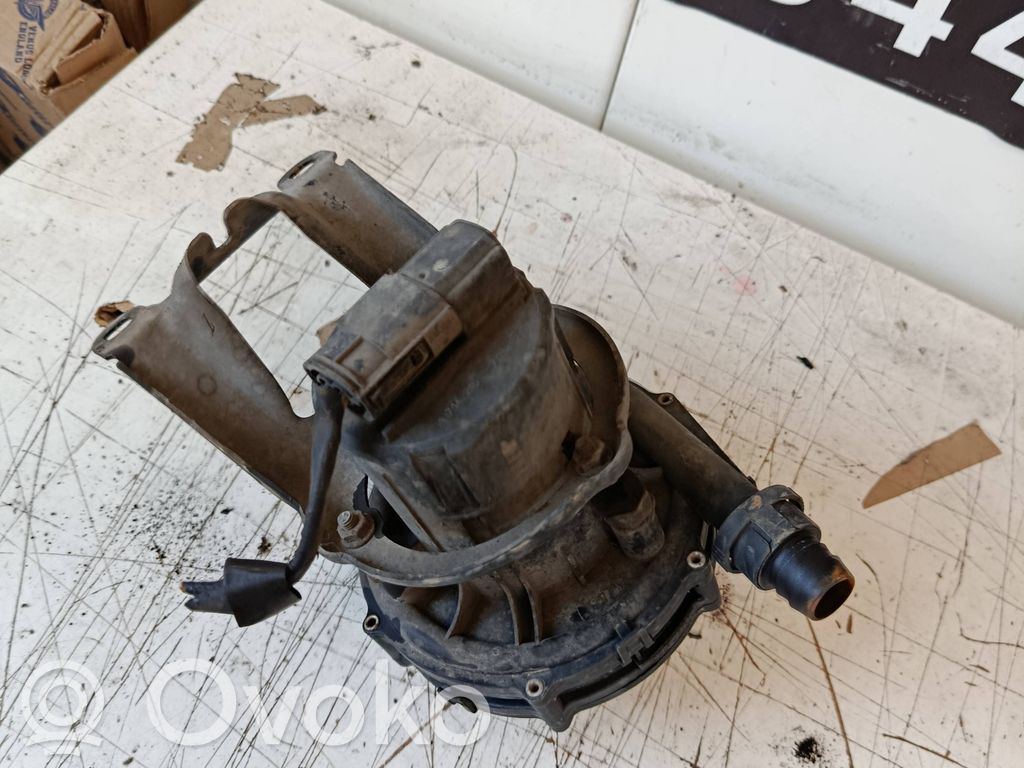 BMW 3 E46 Secondary air pump 