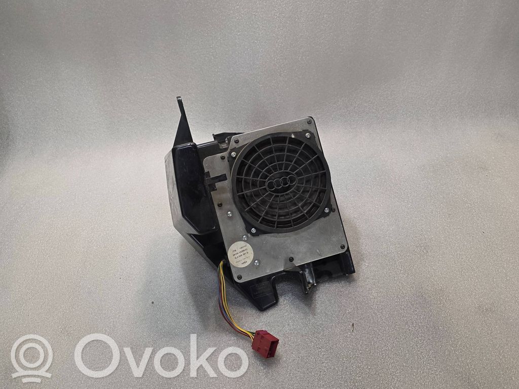 Audi A3 S3 8L Subwoofer 