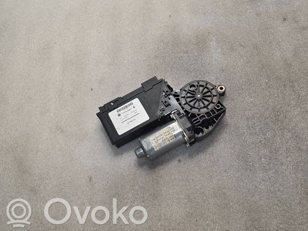 Volkswagen Touareg I Silnik regulatora szyby drzwi przednich 