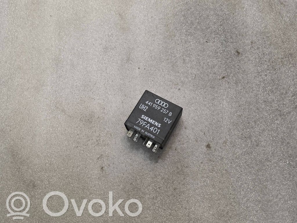 Audi A6 S6 C4 4A Relé de control de ventana 