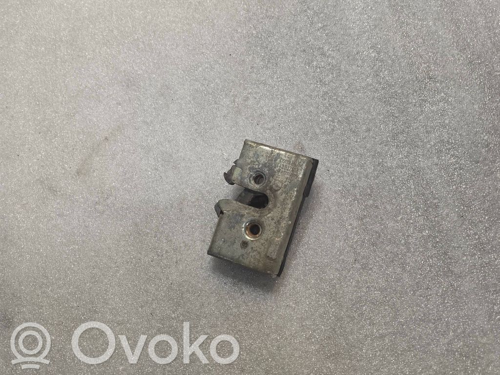 Audi 100 200 5000 C3 Etuoven lukko 