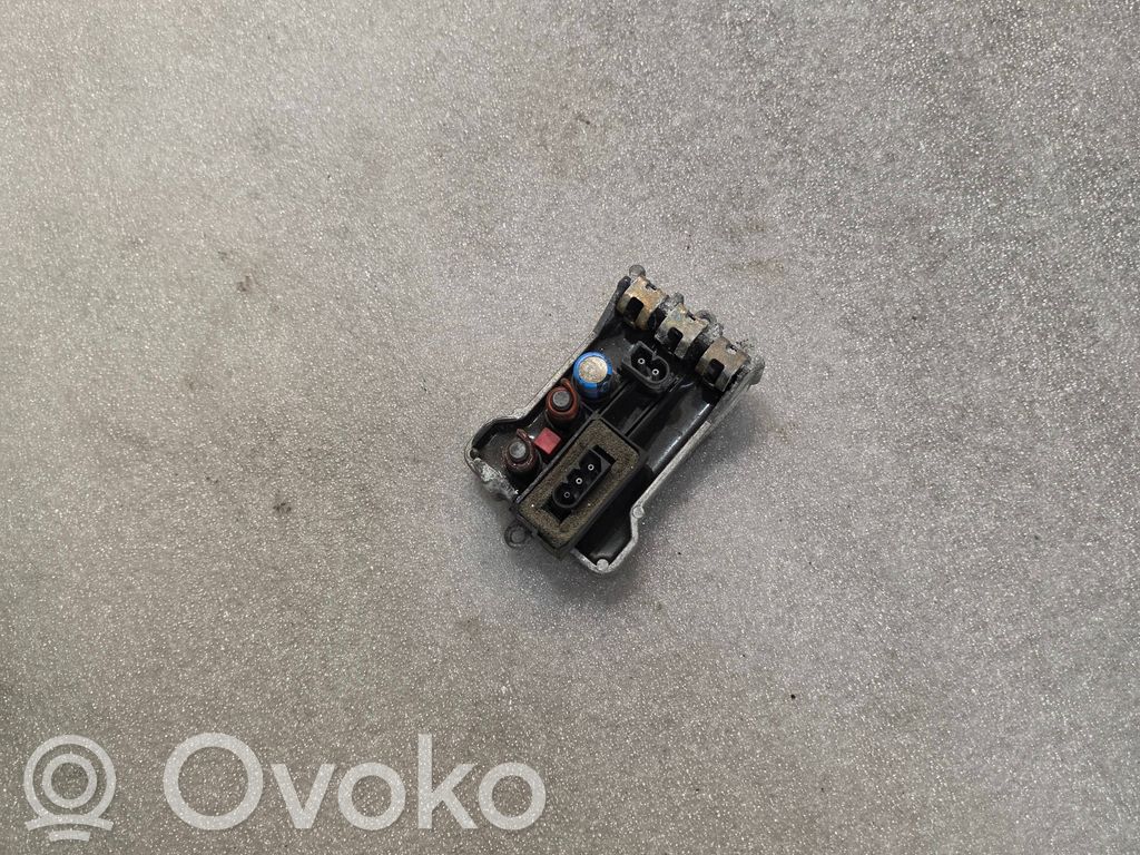 BMW 7 E65 E66 Lämpöpuhaltimen moottorin vastus 
