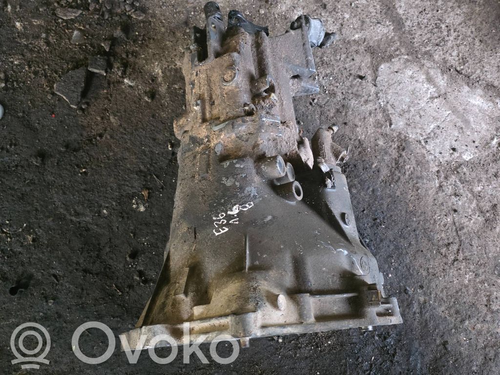 BMW 3 E36 Manualna 5-biegowa skrzynia biegów 