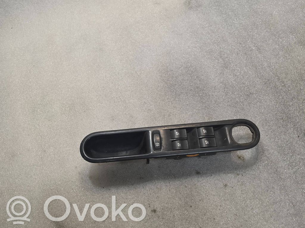 Renault Espace IV Przyciski szyb 