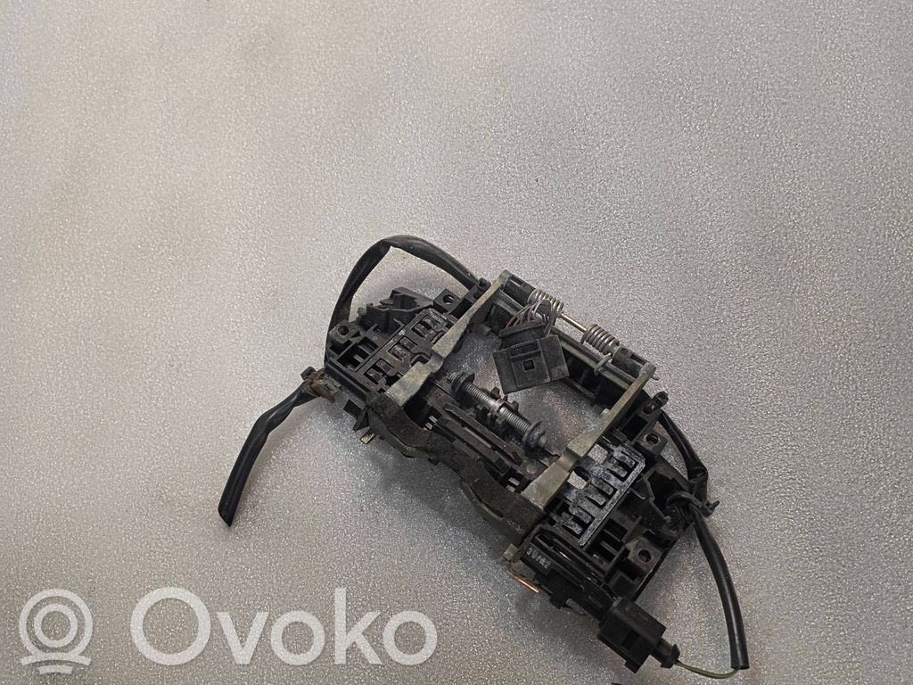 Etuoven ulkokahvan kehys   4E0839886