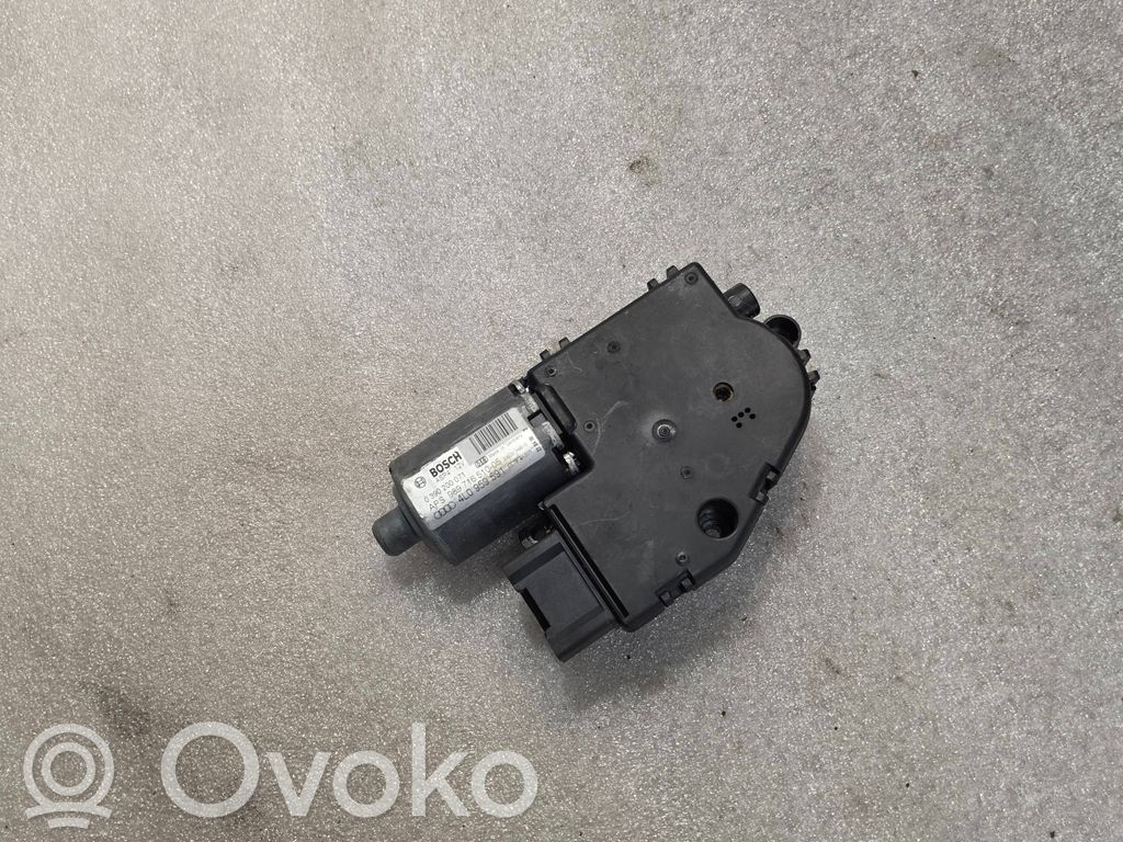 Audi Q7 4L Silniczek szyberdachu 